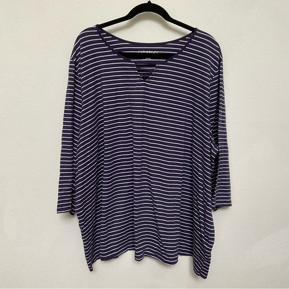 Catherine's Suprema Cotton Purple, White Keyhole Top Size 4X 30/32 Soft Stretchy